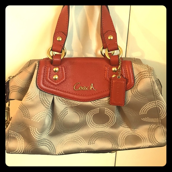 Coach Handbags - Cream and orange coach purse Coach Handbags - Cream and orange coach purse